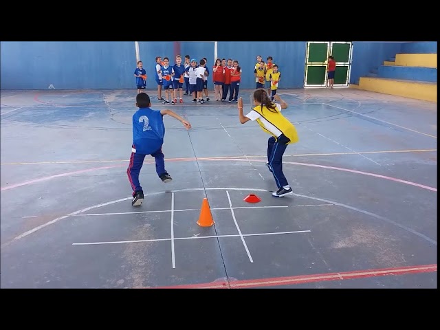 Brincadeira de Papel - Jogo da Velha FUTEBOL