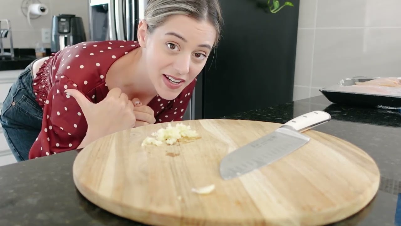 Minha receita de frango à parmigiana, decidindo as tintas que vamos pintar a casa e coisas da obra