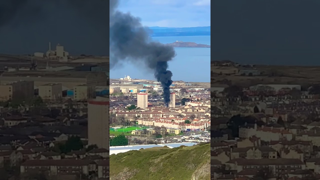 Edinburgh Fire 🔥 from Arthur’s seat 