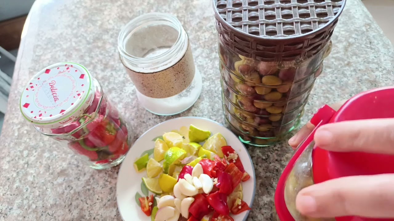 هدا وقت الزيتون تبعوا معايا طريقة الفرز والتخليل مع شرمولة يا سلام 