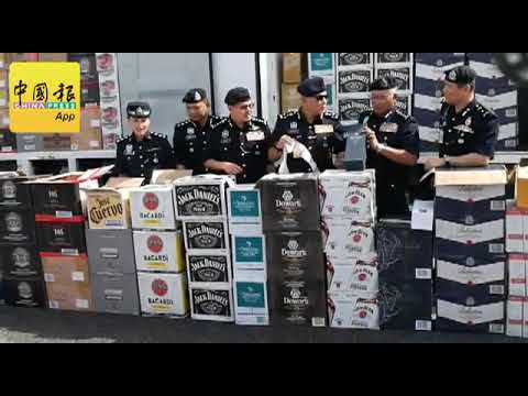 警侦破“正品”私酒 走私集团百万新年财泡汤！（1）