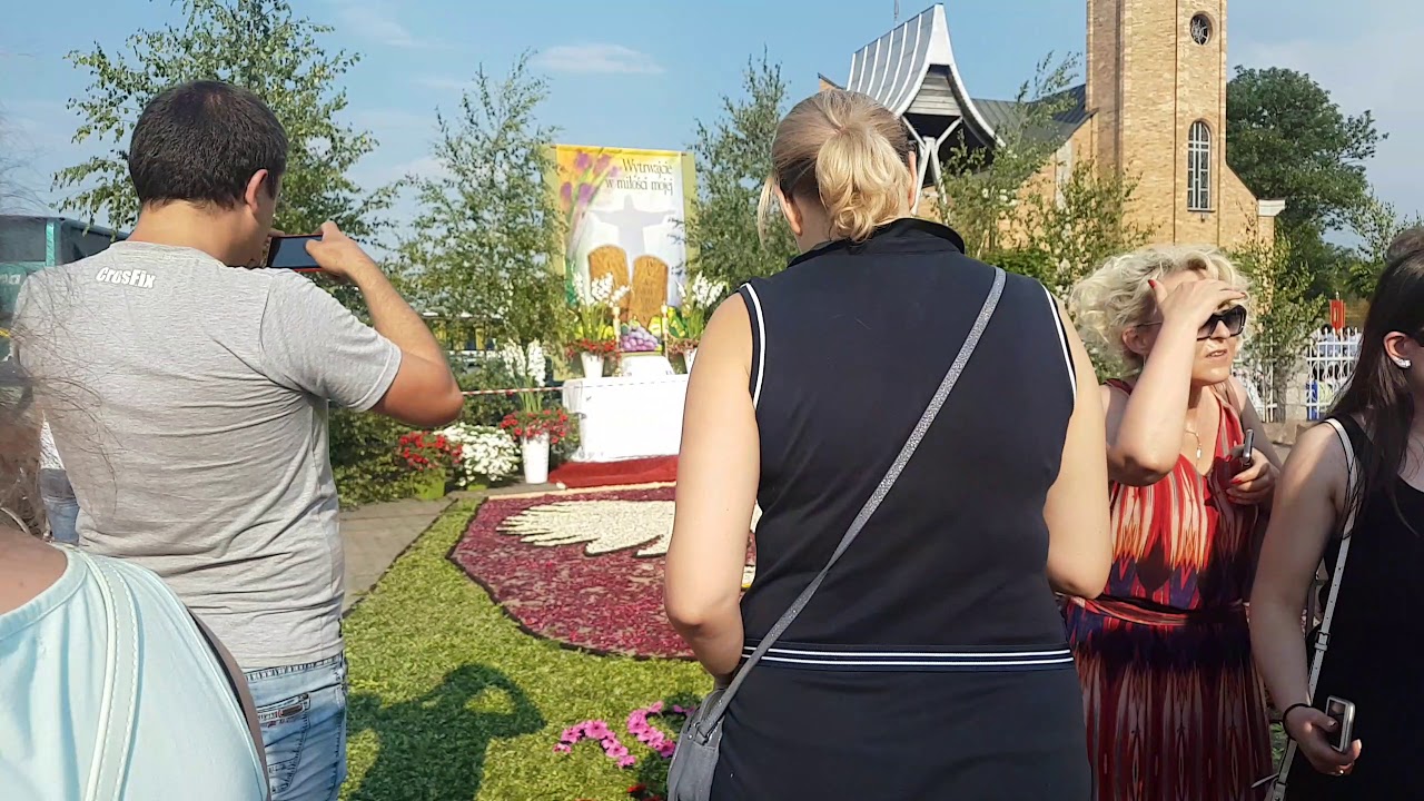 Dywany kwiatowe w Spycimierzu