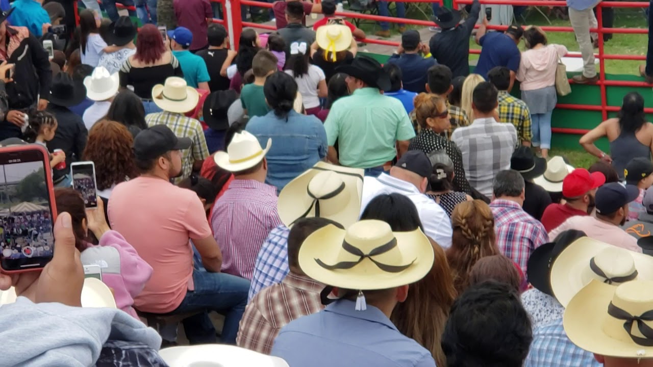 RANCHO LA MISION...en plaza garibaldi chicago il YouTube