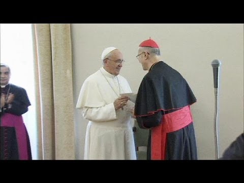 الأسقف الإيطالي بيترو بارولين يتسلم مهامه