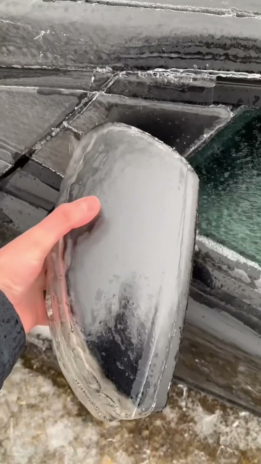 the car got stuck on the snow #shortsvideo