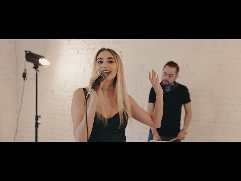 A-Mase, Sharliz -