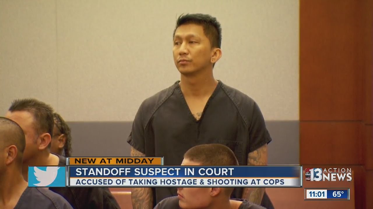 Standoff suspect appears in court - YouTube
