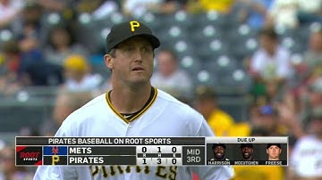 NYM@PIT: Freese slides to snare a grounder at first