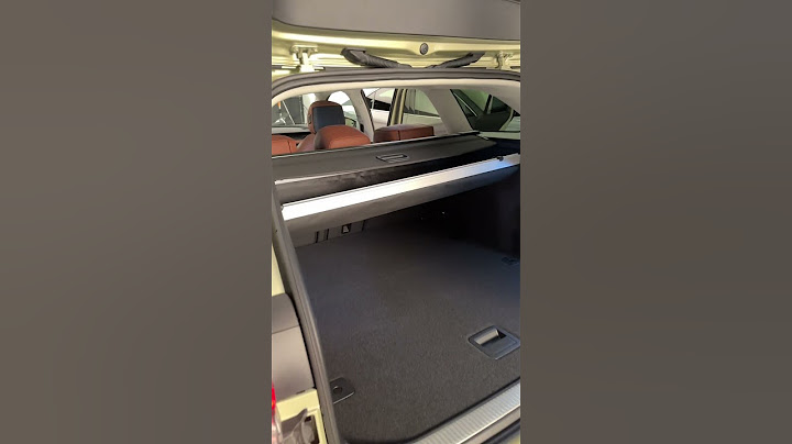 Check Out the Automatic Trunk/Boot Cover in the 2024 Skoda Superb 💡 #shorts