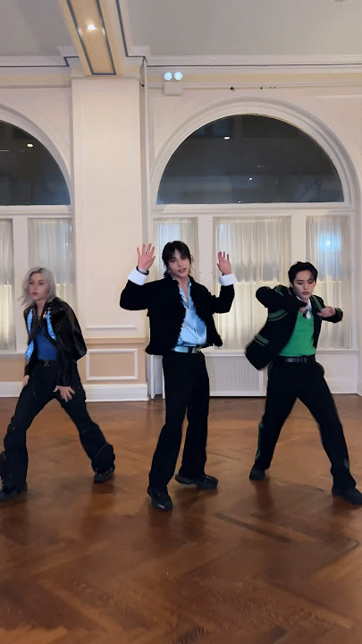 이건, good 🐰🥟🐥 #ChkChkBoom #StrayKids #스트레이키즈 #ATE #StrayKidsComeback #YouMakeStrayKidsStay