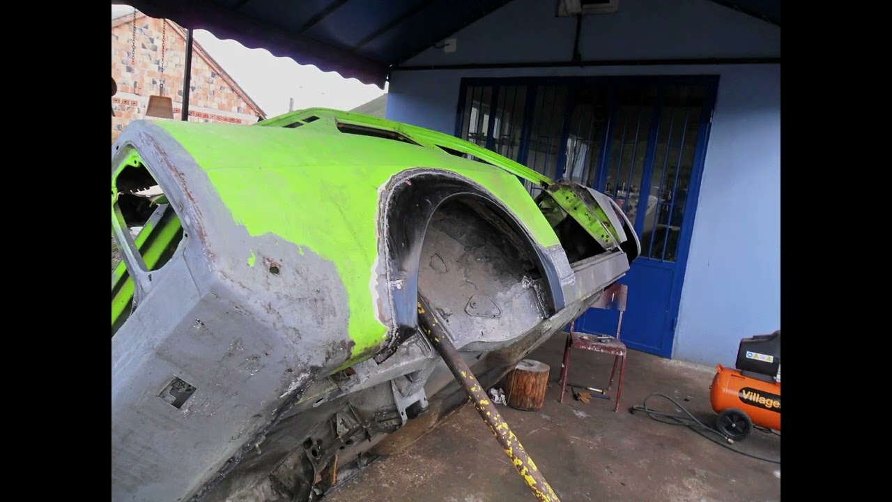 Fiat 128 Sport Coupe.