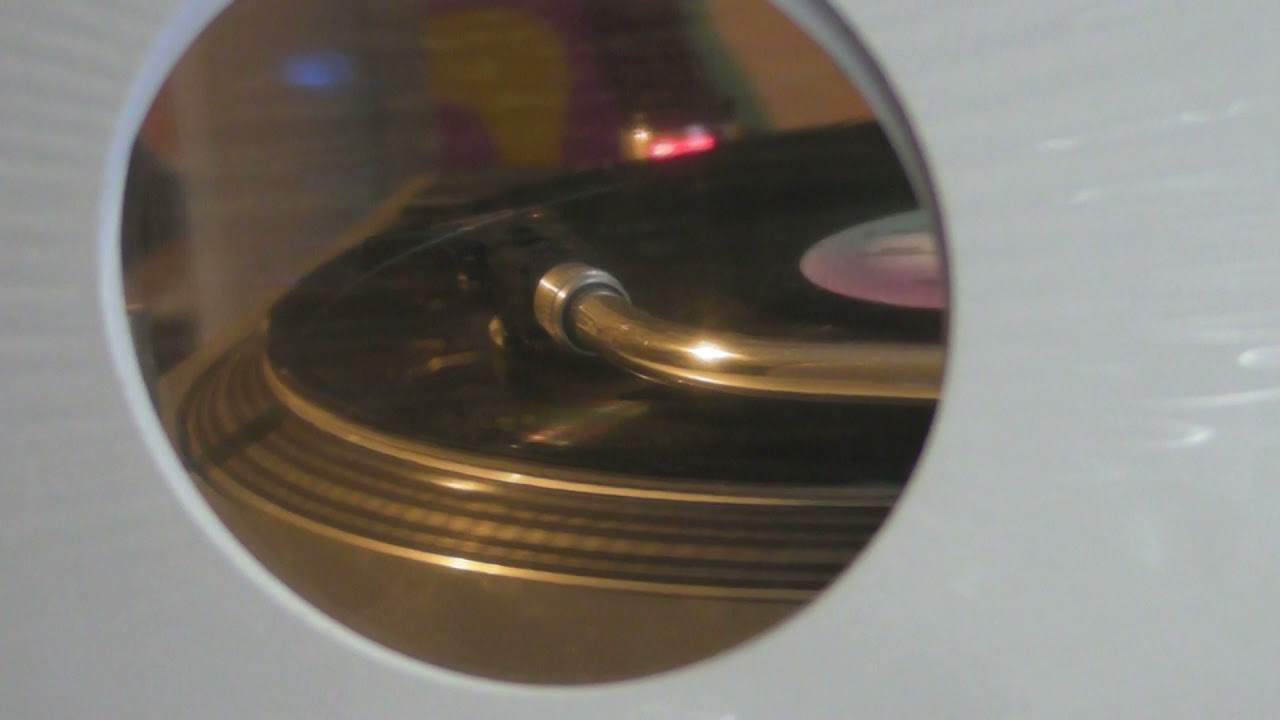 Club House Music :1 Dennis Cruz - 2 Kerri Chandler