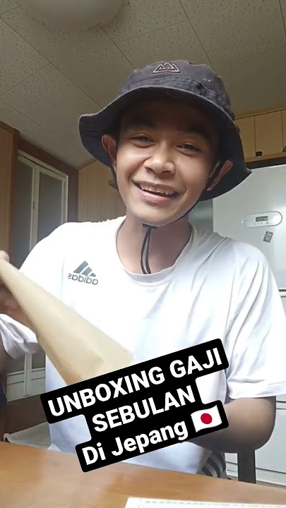 UNBOXING 1 MONTH'S SALARY IN JAPAN 🇯🇵