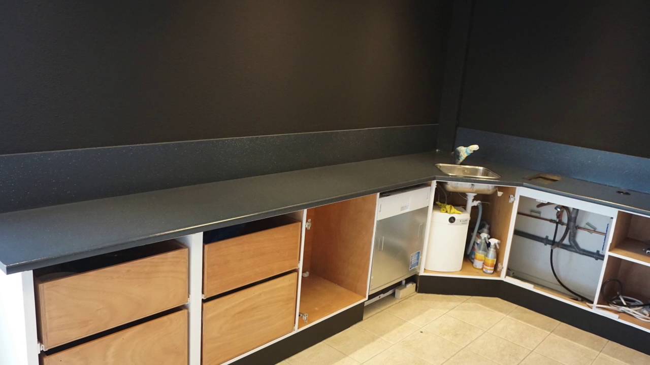 Aanrechtblad renovatie youtube Aanrecht keuken hout of graniet