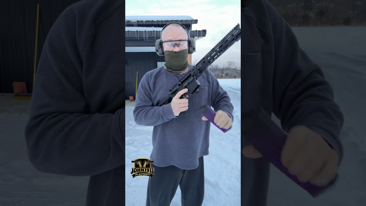 Это не пулемет и не короткоствольная винтовка. 