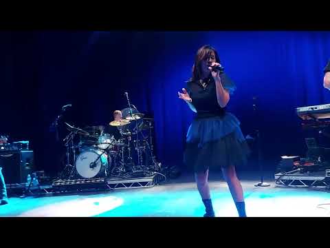 Natalie Imbruglia 'Nothing