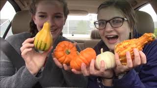 Dont watch this video if you hate fall....
Hi everyone! Sorry our videos are all ways late , we havent had much time to work on them recently, with school and all. In this video we do everything fall!! photoshoot, eating fall food, shopping , its all here!
Hope you enjoy! Be sure to comment below any video ideas you have!
~Gianna Dont watch this video if you hate fall....