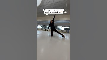 Plot twist 🤪⛸️ #coachmichellehong #skatingcoach #figureskating #iceskater #skating #figureskater