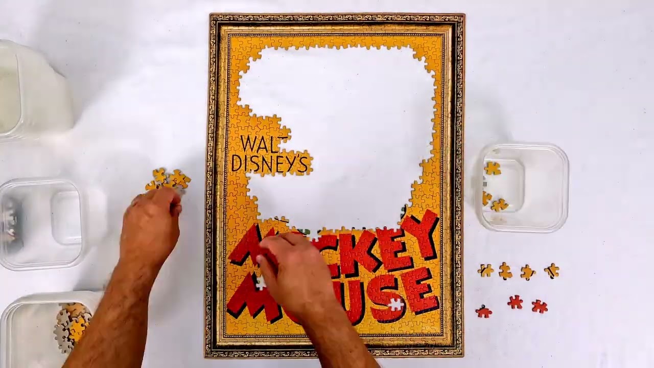 Mickey Mouse 750pc Jigsaw Puzzle Time-lapse