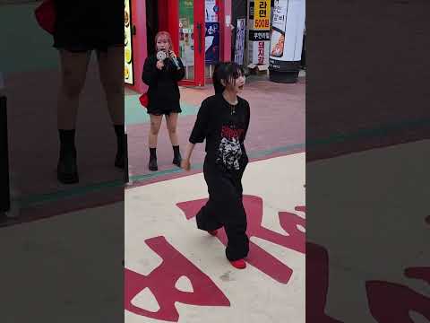 Kpop&amp;amp;JHKTV]<strong>Allure</strong> in hongdae kpop danceO.O nmixx 얼루어 홍대케이팝댄스오오 엔믹스#쇼츠 #shorts
