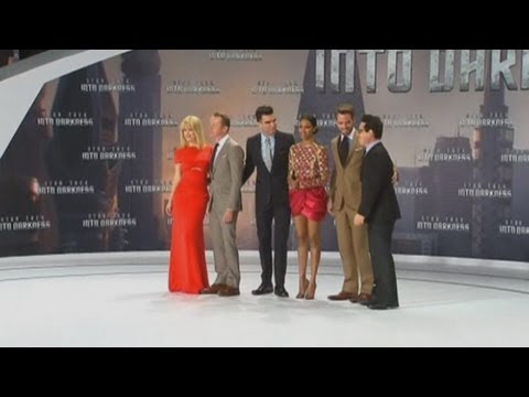 Star Trek Into Darkness: Chris Pine, Zoe Saldana and Simon Pegg attend
premiere in Berlin