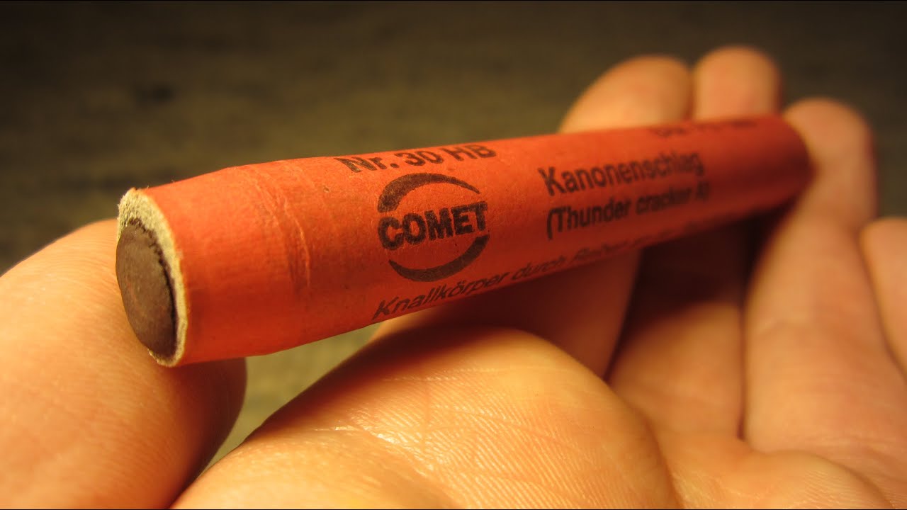 Comet Thunder Cracker A (Kanonenschlag mit Reibkopf) [Full HD]