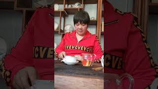 빙도노채안에76호네차   빙도노채는몇호몇호가부여되어있고 차나무도 각자가있다  출입도 까다롭다빙도노채안에주인들은 부자가아니라 갑부들이다~~