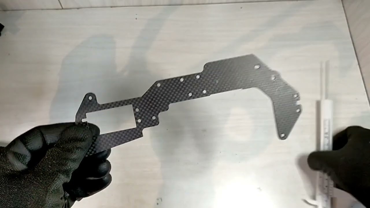 HELP ME IDENTIFY THIS PART???? Please RC carbon radio tray 1/10 top deck nitro