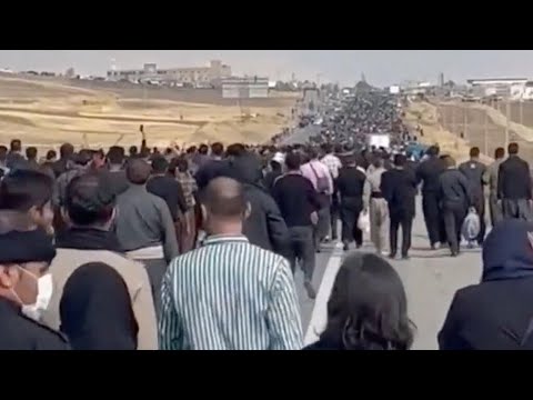 Clashes erupt between Iranian security forces and protesters marking Mahsa Amini’s death - Clashes erupt between Iranian security forces and protesters marking Mahsa Amini’s death