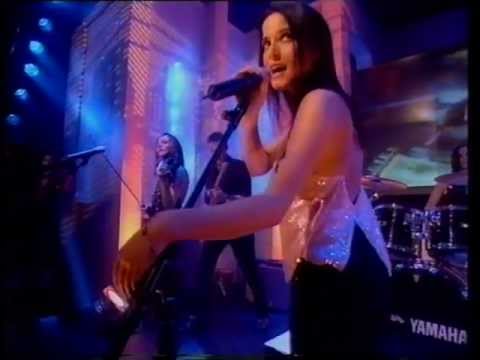 The Corrs - Irresistible - Top Of The Pops - Friday 10th November 2000