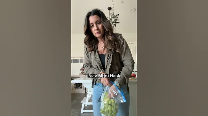 Woman shows a genius life hack for quickly removing grapes from the vine!