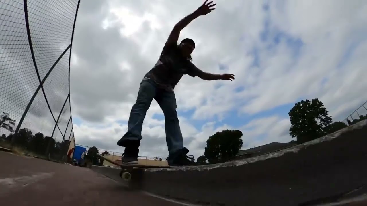 Speedlab Wheels team rider Joe Fitzpatrick part in the video “just center of the east” 