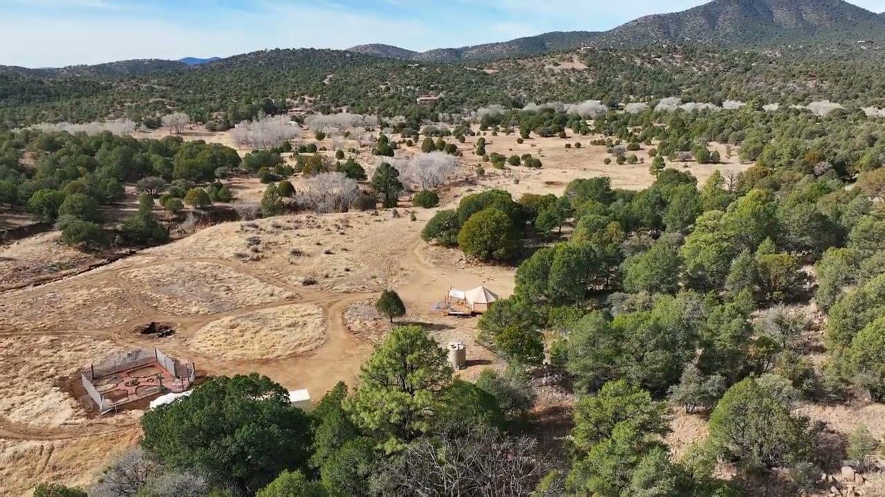 28 Linda Rd Pinos Altos, NM