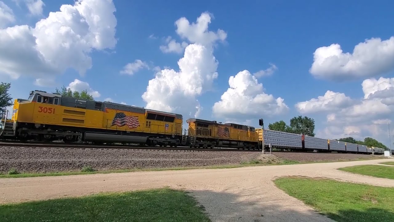 Westbound UP 3051 & UP 6203, Mixed Freight Train, UP "Topeka Sub" Paxico, KS 7-4-2020