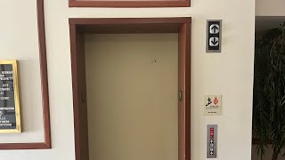 2000 Dover Hydraulic Elevator at Westford Place One in Canfield