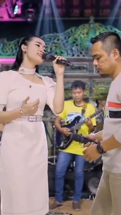 yeni inka -Pantai Klayar || Henny Adella /Story Wa