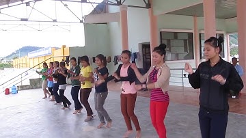 Múa trống chiêng dân tộc Cơ tu Tây Giang