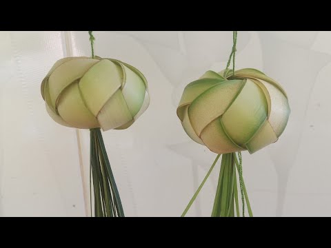 Video Cách làm trái châu bằng lá dừa đơn giản đẹp dễ làm. - youtube
