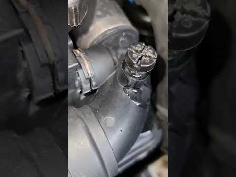 E53 X5 BMW how to bleed cooling system  #bmw #shorts #carmaintenance #carmaintenancetips carma