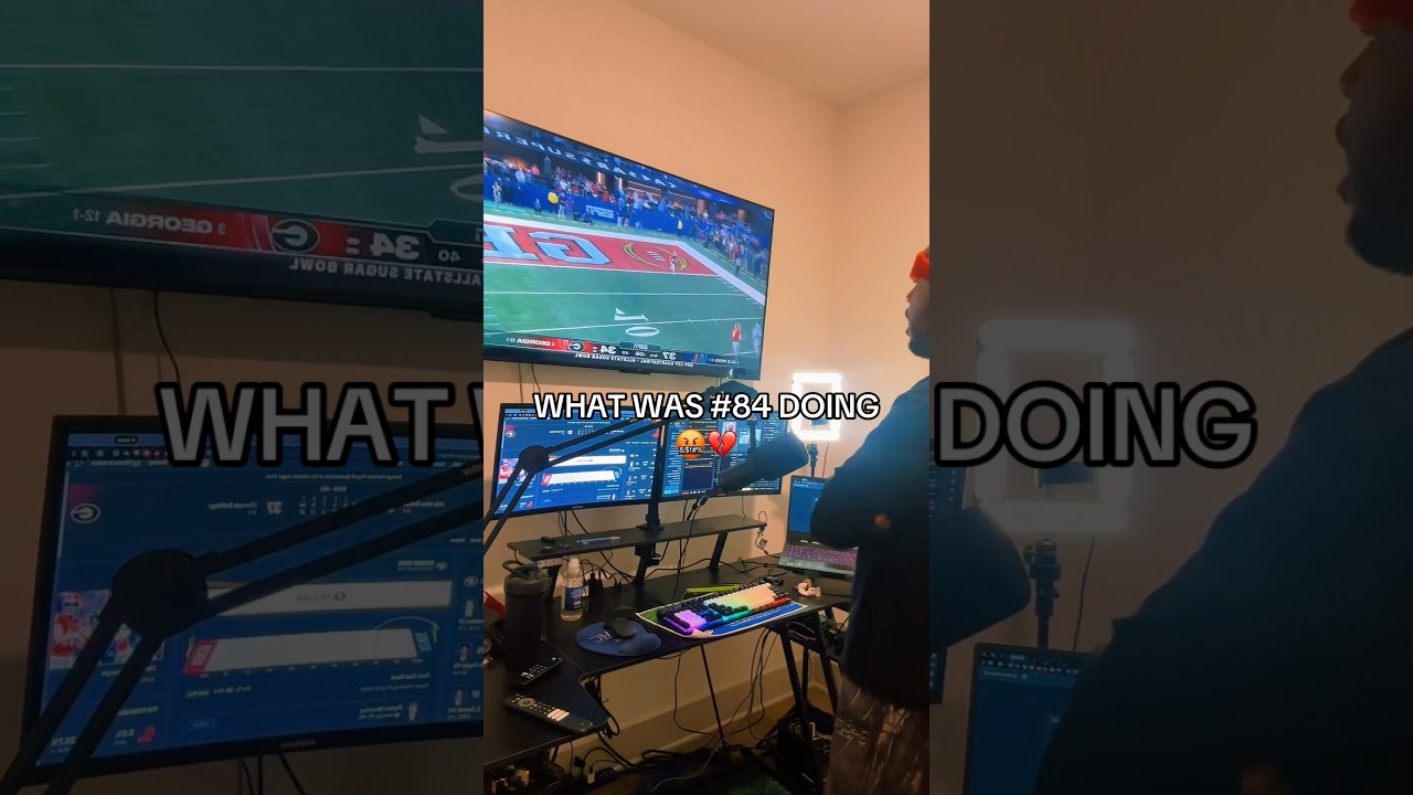 Болельщик из Джорджии вышел из себя после того, как сейфти, завершившийся возвратом мяча после на...