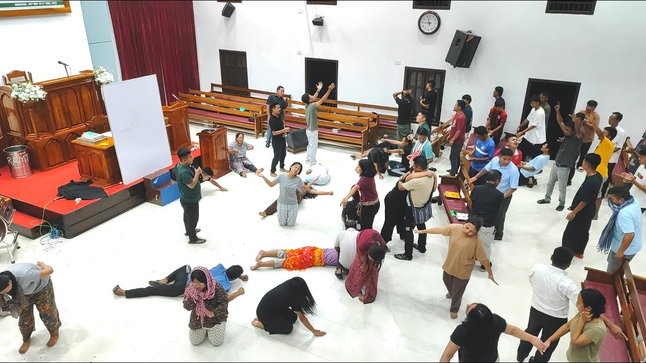 Friday Evening Worship Service ] Speaker:Rev.Songrolien Songate  EFCI Youth Co-ordinator