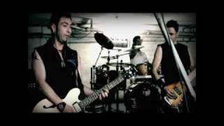 Video thumbnail of "Rock Vox video clip Amor con furia - Makig off"