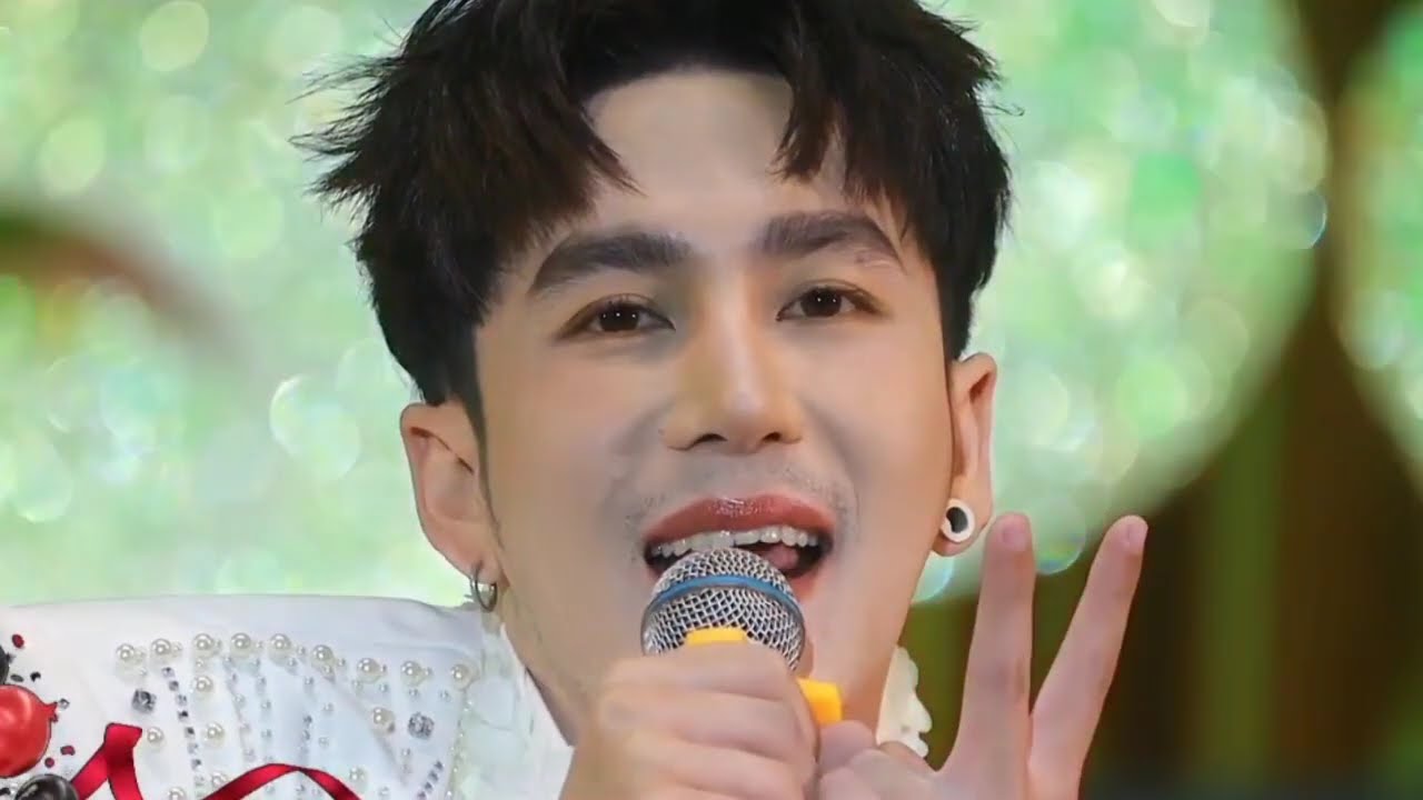 คอนเสิร์ตนกพงศกรพ่อจ๋าลูกจ๋าบนเวทีคอนเสิร์ตฉลองวันเกิดครบ 32 ปี💞🕊️💞