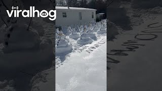 Army Of Royal Snowmen || ViralHog