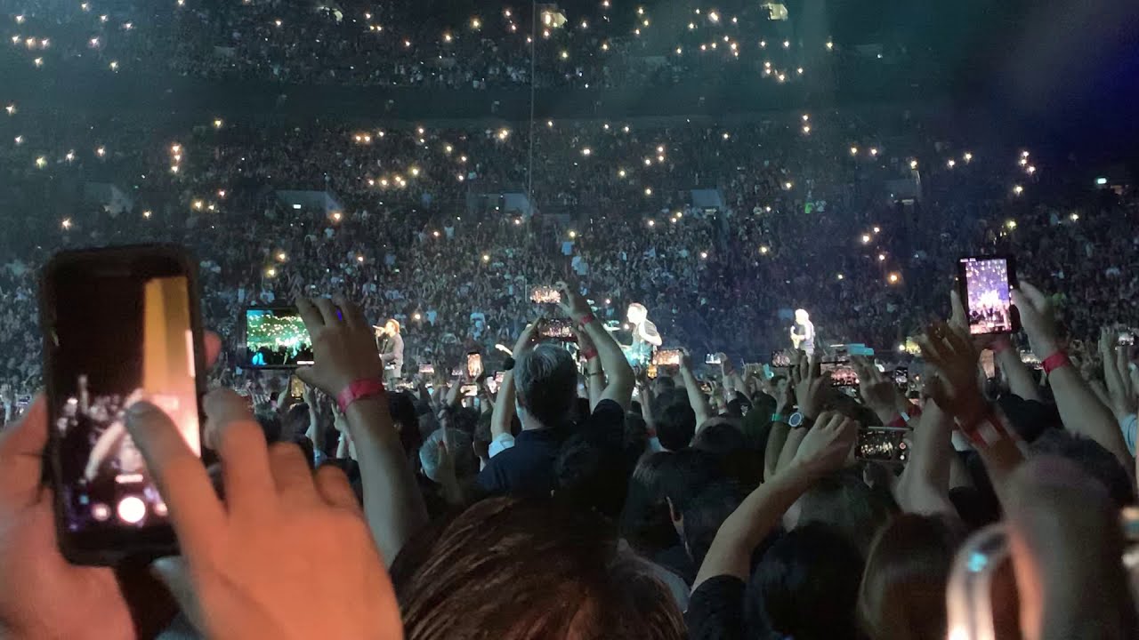 U2 - In The Name of Love (U2 Live in Manila 2019)