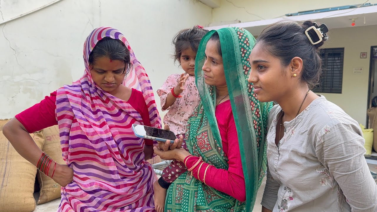 Family ki sabhi ladies ke liye make up artist 👩‍🎨  dhundhli 😍 | Thakor’s family vlog ￼