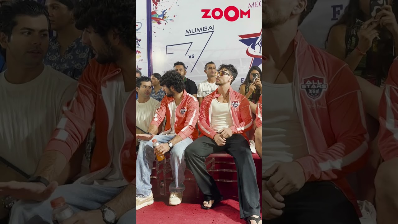 Tiger Shroff & Ibrahim Ali Khan spotted TOGETHER during a football match 😍 