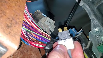 2003 Dodge Ram 1500 Power Door Lock Fuses & Power Window Circuit Breaker Location