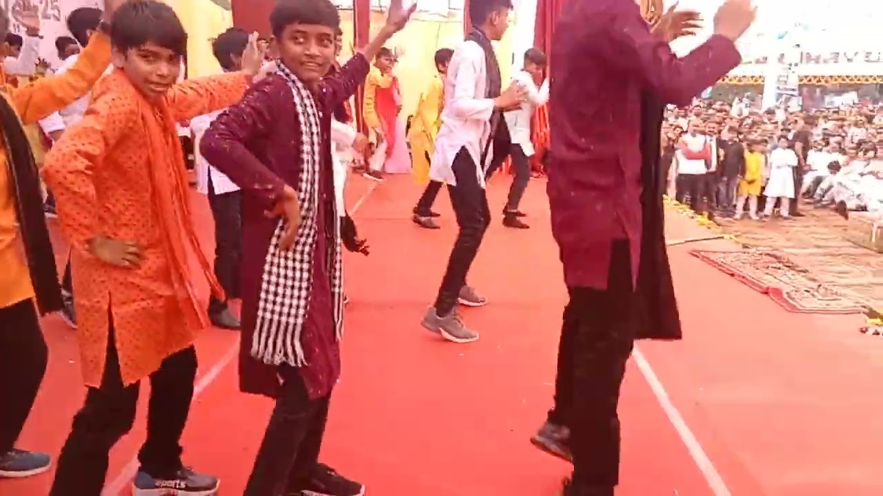 Jiya ho Bihar ke lala 😄..Annual function 🥳