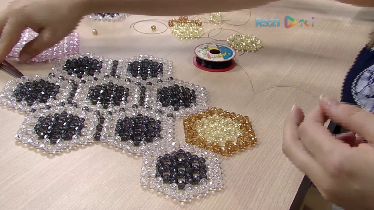 Mulher.com - 11/02/2017 - Sousplat e porta copo com pedraria - Nice Fila Huang P2